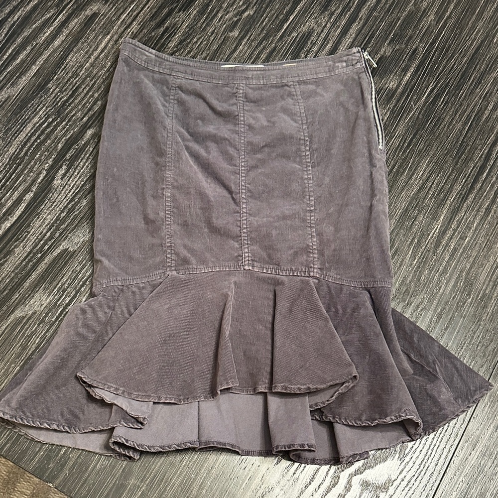 Pilcro and the Letterpress Gray Slim Corduroy Mermaid Ruffle Skirt, Size Medium